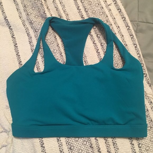 Fabletics Sports Bra - Picture 3 of 4